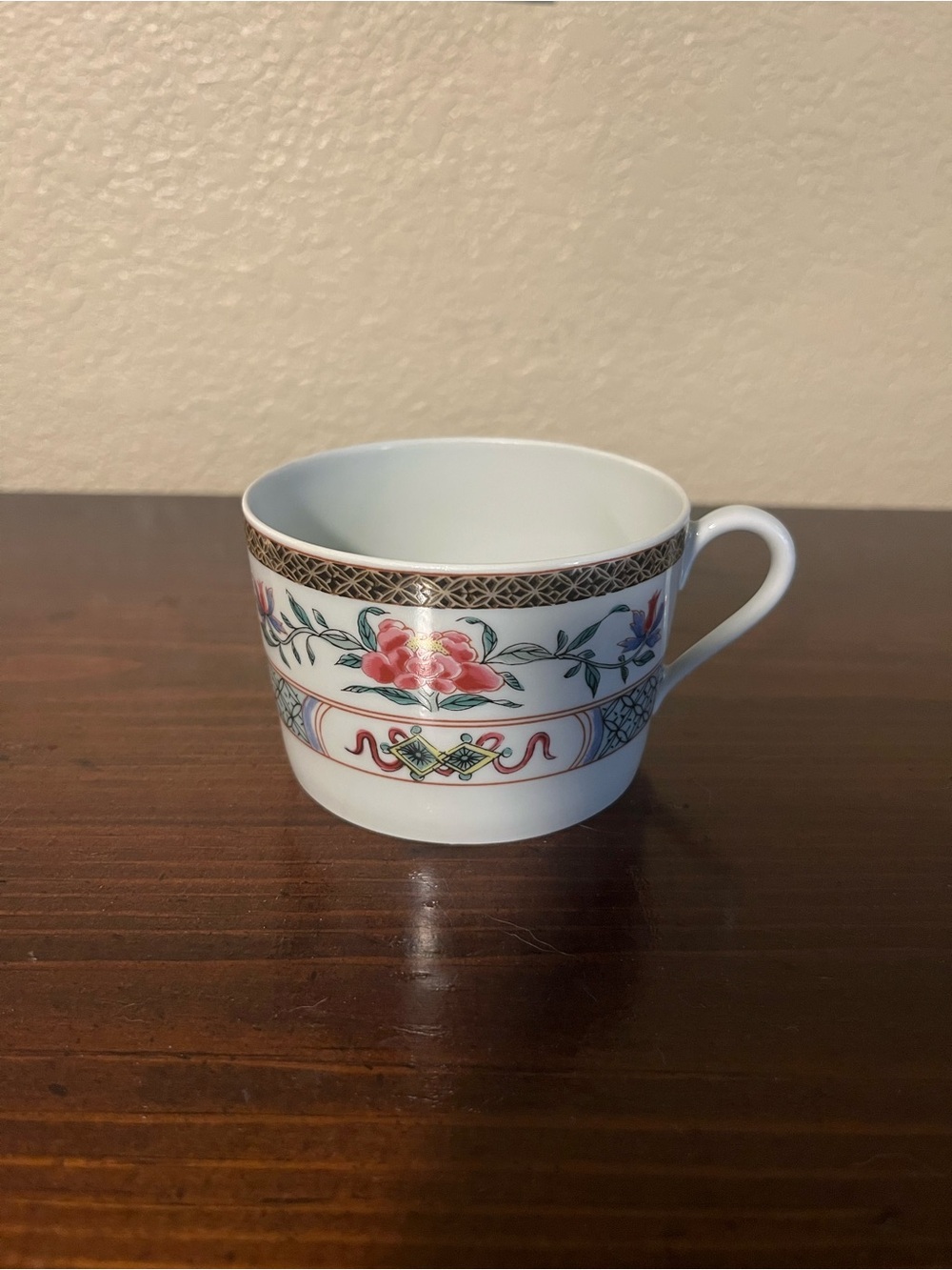 Haviland Limoges France White Floral Multicolor Printed Porcelain Tea Cup